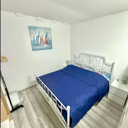 Sweet Little Corner *