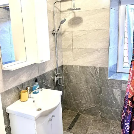 Sweet Little Corner アパート *